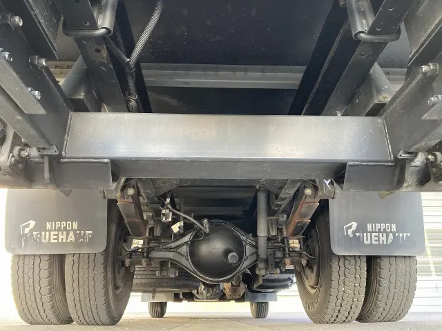 いすゞ エルフ TRG-NMR85AN(2WD)の写真13