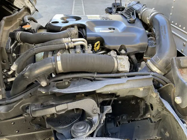 いすゞ エルフ TRG-NMR85AN(2WD)の写真33