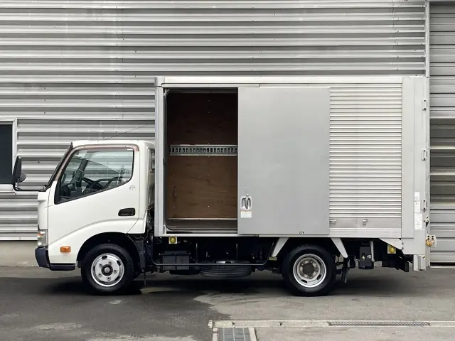 トヨタ ダイナ TKG-XZC605(2WD)の写真3