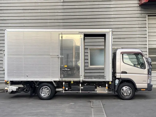 三菱 キャンター TPG-FEB80(2WD)の写真5