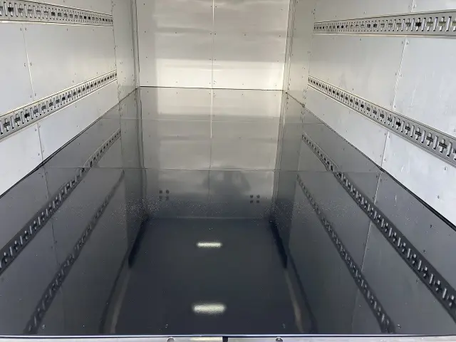 三菱 キャンター TPG-FEB80(2WD)の写真27