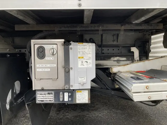 三菱 キャンター TKG-FEB50(2WD)の写真12