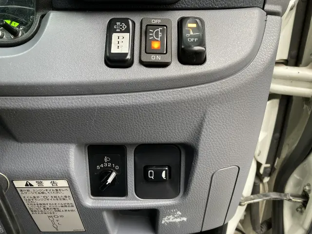 三菱 キャンター TKG-FEB50(2WD)の写真41