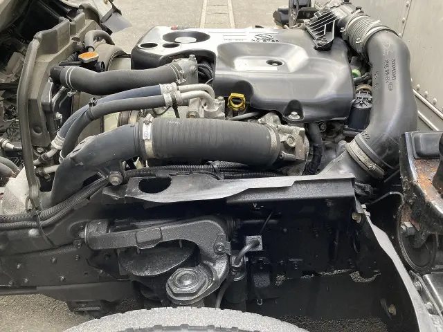 いすゞ エルフ TRG-NMR85AN(2WD)の写真33