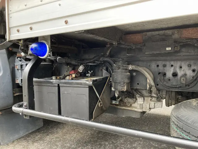 トヨタ ダイナ BDG-XZU338(2WD)の写真9