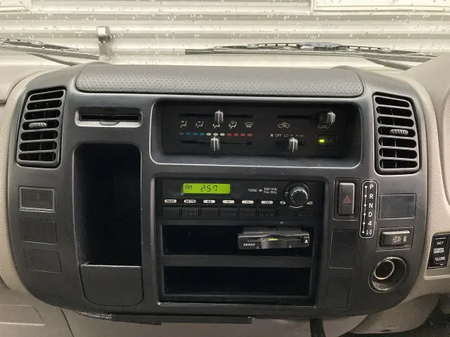 トヨタ ダイナ BDG-XZU338(2WD)の写真17