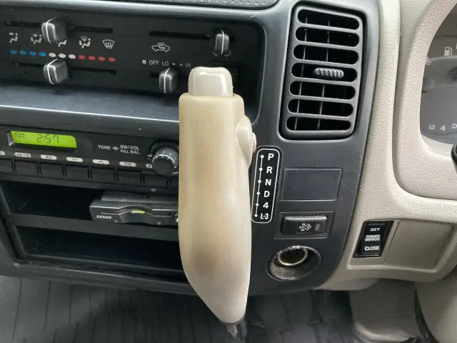 トヨタ ダイナ BDG-XZU338(2WD)の写真18