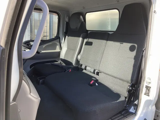 三菱 キャンター TPG-FBA20(2WD)の写真45