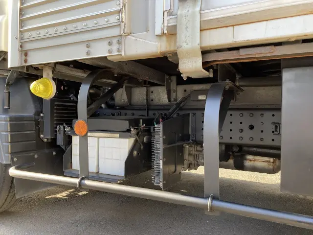 三菱 キャンター TPG-FEB50(2WD)の写真10