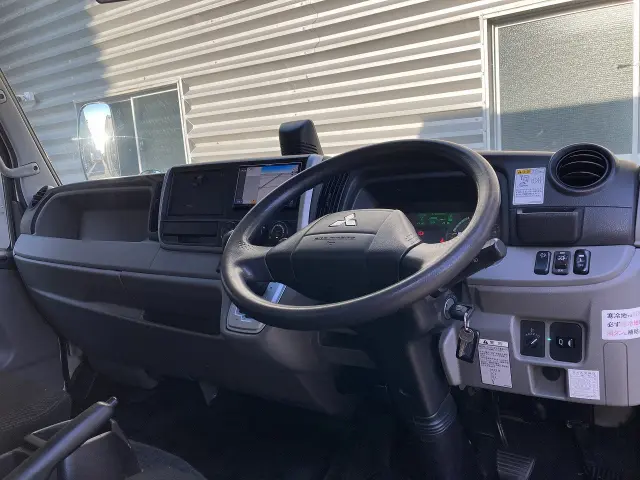 三菱 キャンター TPG-FEB50(2WD)の写真17