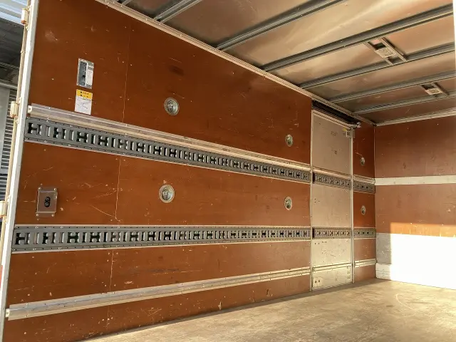 三菱 キャンター TPG-FEB50(2WD)の写真23