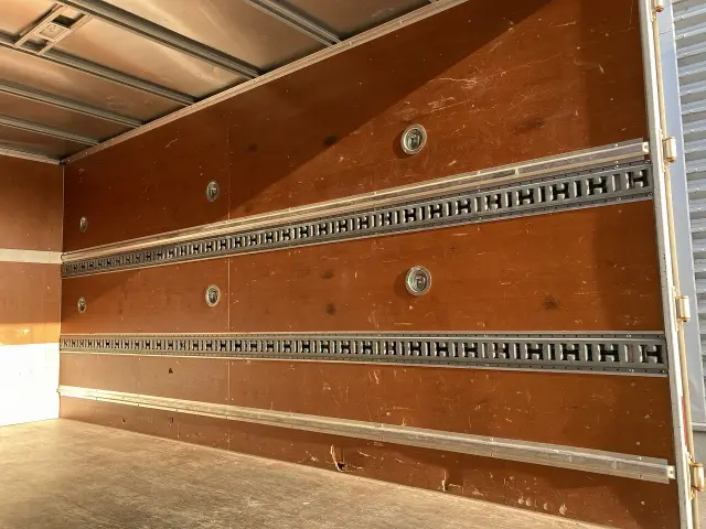 三菱 キャンター TPG-FEB50(2WD)の写真24