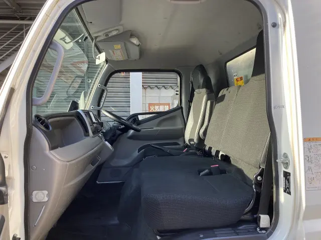三菱 キャンター TPG-FEB50(2WD)の写真44