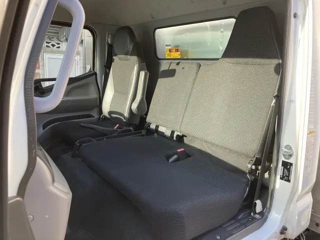 三菱 キャンター TPG-FEB50(2WD)の写真45