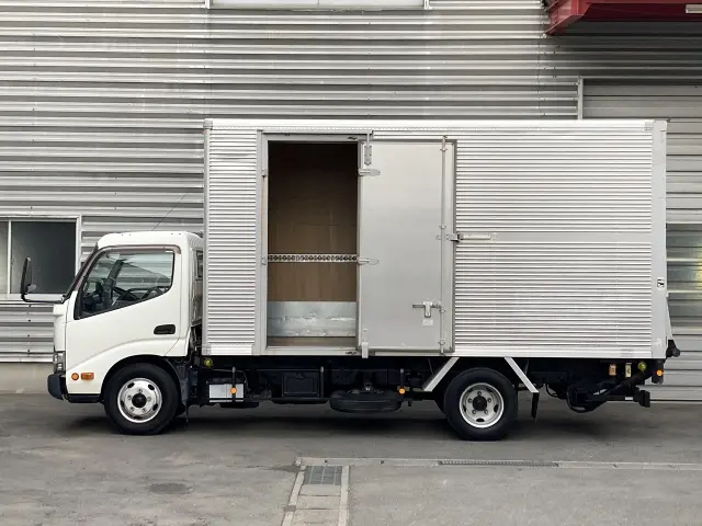 トヨタ ダイナ TPG-XZU650(2WD)の写真3
