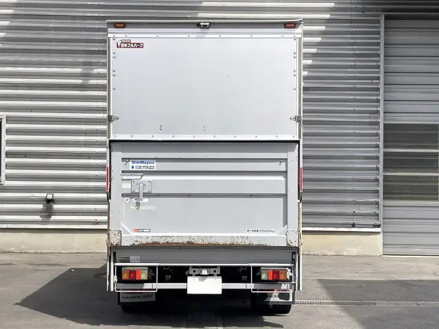 いすゞ エルフ TKG-NMR85N(2WD)の写真3