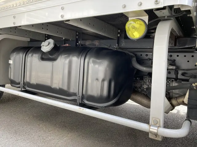 いすゞ エルフ TKG-NMR85N(2WD)の写真11