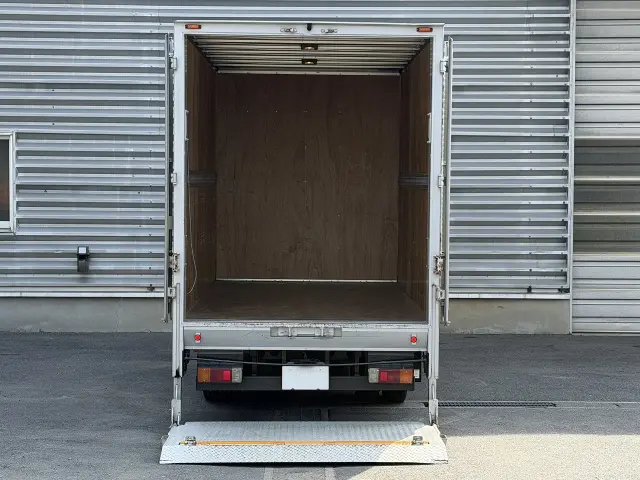 トヨタ トヨエース TPG-XZU645(2WD)の写真4