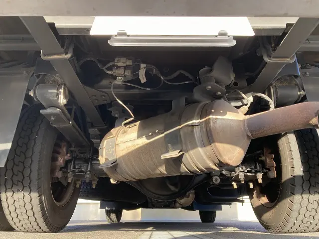三菱 キャンター TPG-FEA20(2WD)の写真12