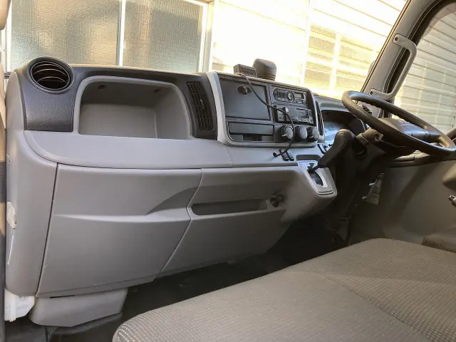 三菱 キャンター TPG-FEA20(2WD)の写真20
