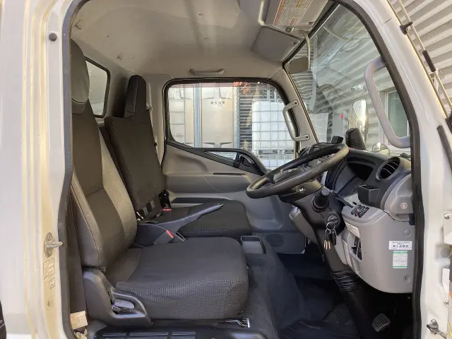三菱 キャンター TPG-FEA20(2WD)の写真38