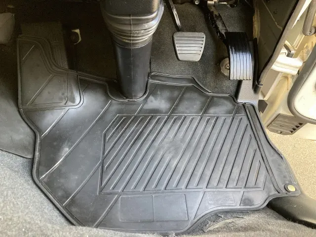 三菱 キャンター TPG-FEA20(2WD)の写真43