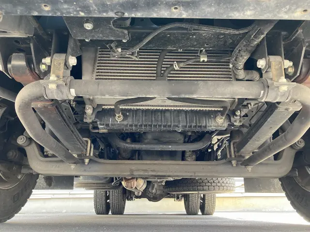 いすゞ エルフ 2RG-NPR88YN(2WD)の写真9