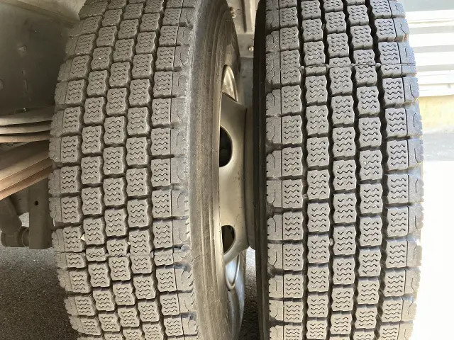 いすゞ エルフ 2RG-NPR88YN(2WD)の写真15
