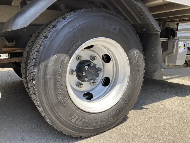 いすゞ エルフ 2RG-NPR88YN(2WD)の写真36