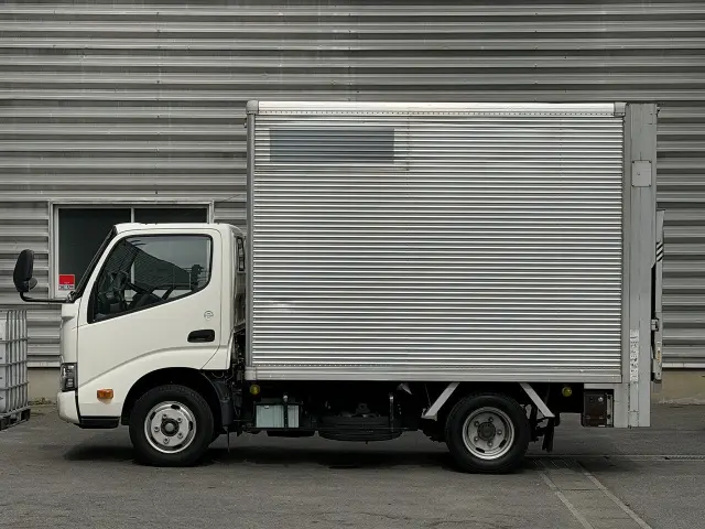 トヨタ ダイナ TPG-XZU605(2WD)の写真2