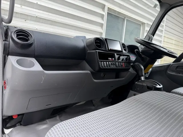 トヨタ ダイナ TPG-XZU605(2WD)の写真21