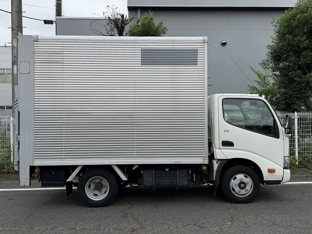 トヨタ ダイナ TPG-XZU605(2WD)の写真4