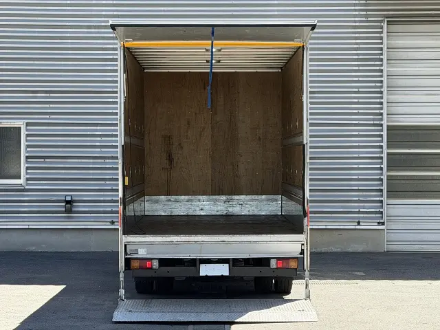 トヨタ ダイナ TPG-XZU712(2WD)の写真5