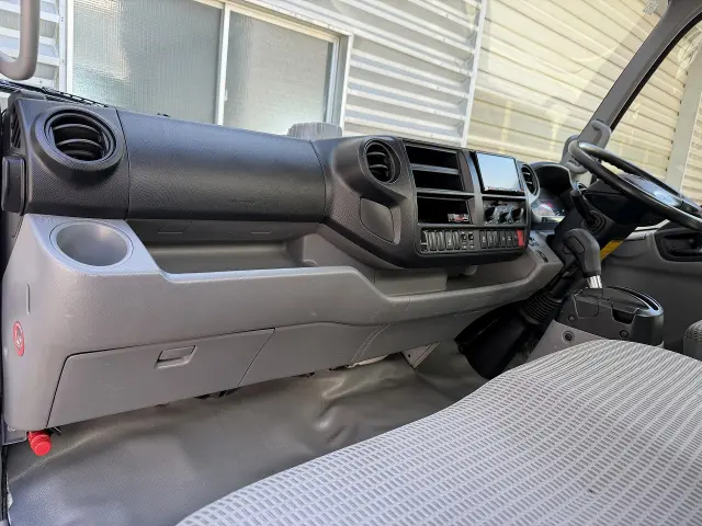トヨタ ダイナ TPG-XZU712(2WD)の写真21