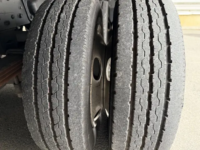 三菱 キャンター KK-FF83DHY(6x2)の写真8