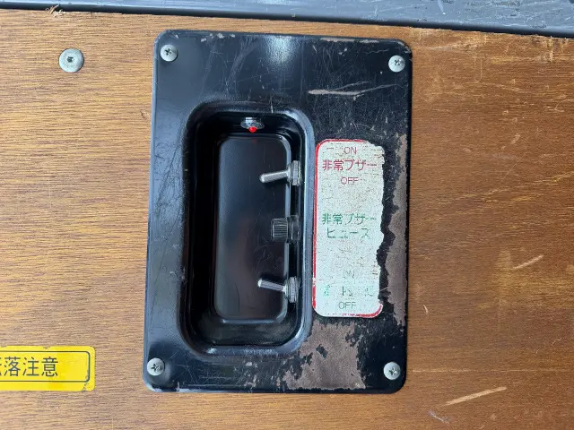 三菱 キャンター KK-FF83DHY(6x2)の写真28
