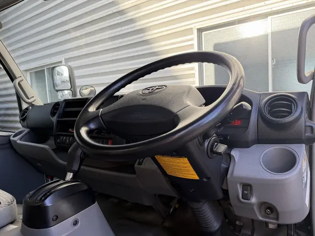 トヨタ ダイナ TPG-XZU712(2WD)の写真17
