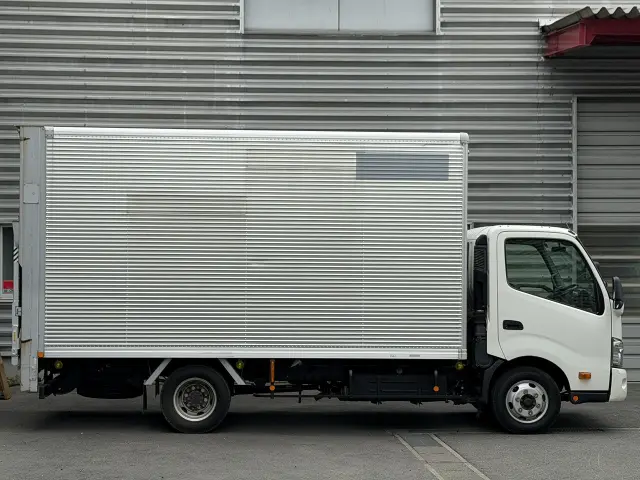 トヨタ ダイナ TPG-XZU712(2WD)の写真3