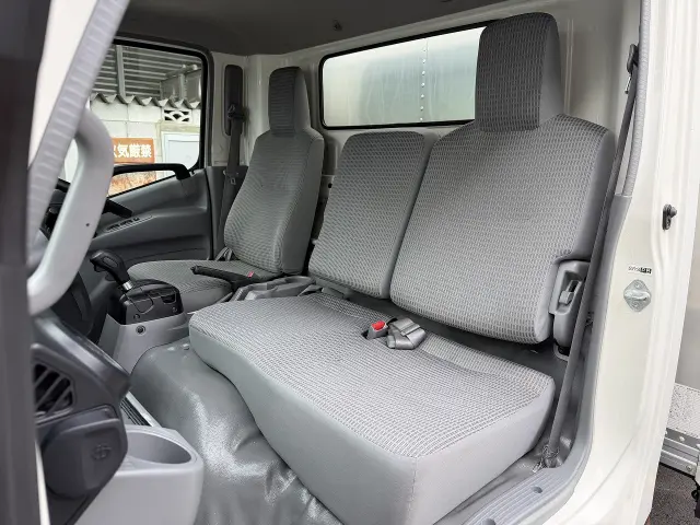 トヨタ ダイナ TPG-XZU712(2WD)の写真43