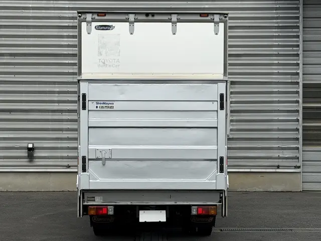 トヨタ ダイナ TPG-XZU605(2WD)の写真4