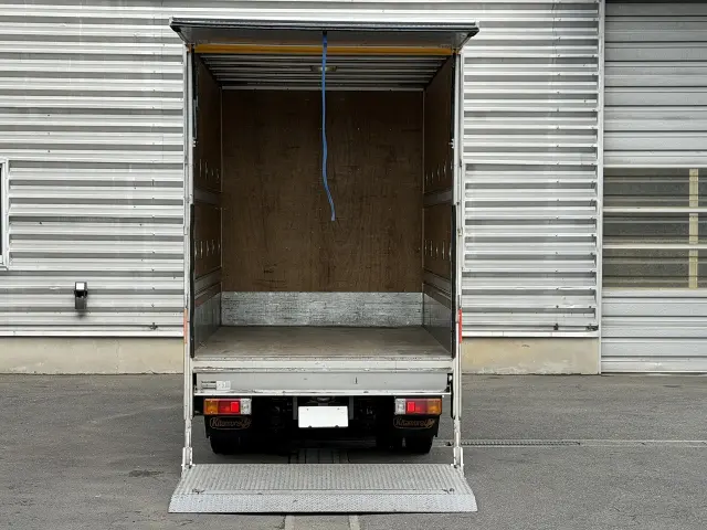 トヨタ ダイナ TPG-XZU605(2WD)の写真5