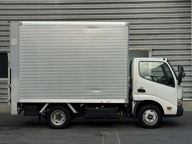 トヨタ ダイナ TPG-XZU605(2WD)の写真3