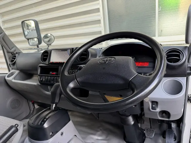 トヨタ ダイナ TPG-XZU605(2WD)の写真17