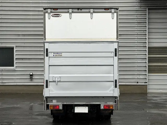 トヨタ ダイナ TPG-XZU605(2WD)の写真4