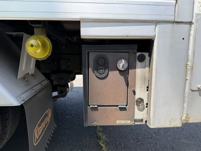 トヨタ ダイナ TPG-XZU605(2WD)の写真12