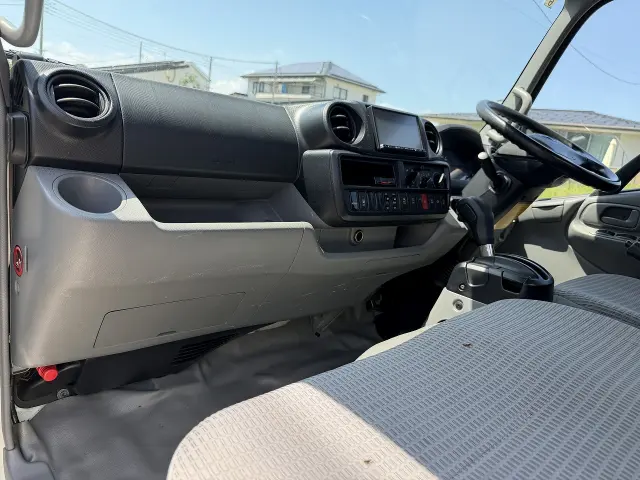 トヨタ ダイナ TPG-XZU605(2WD)の写真22