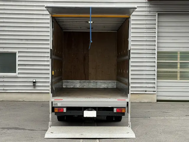トヨタ ダイナ TPG-XZU712(2WD)の写真5