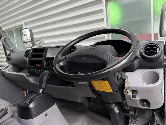 トヨタ ダイナ TPG-XZU712(2WD)の写真17
