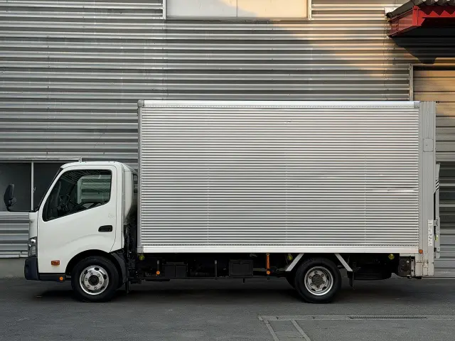 トヨタ ダイナ TPG-XZU712(2WD)の写真2