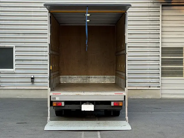 トヨタ ダイナ TPG-XZU712(2WD)の写真5
